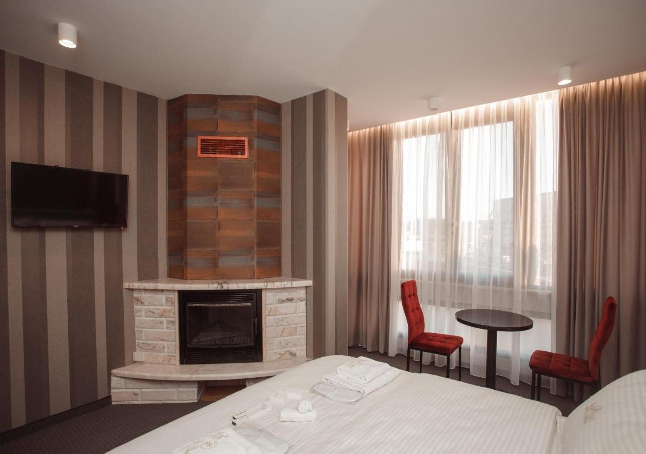 Hotel Chicago ชโคเดอร์ ภายนอก รูปภาพ