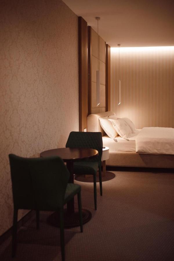 Hotel Chicago ชโคเดอร์ ภายนอก รูปภาพ