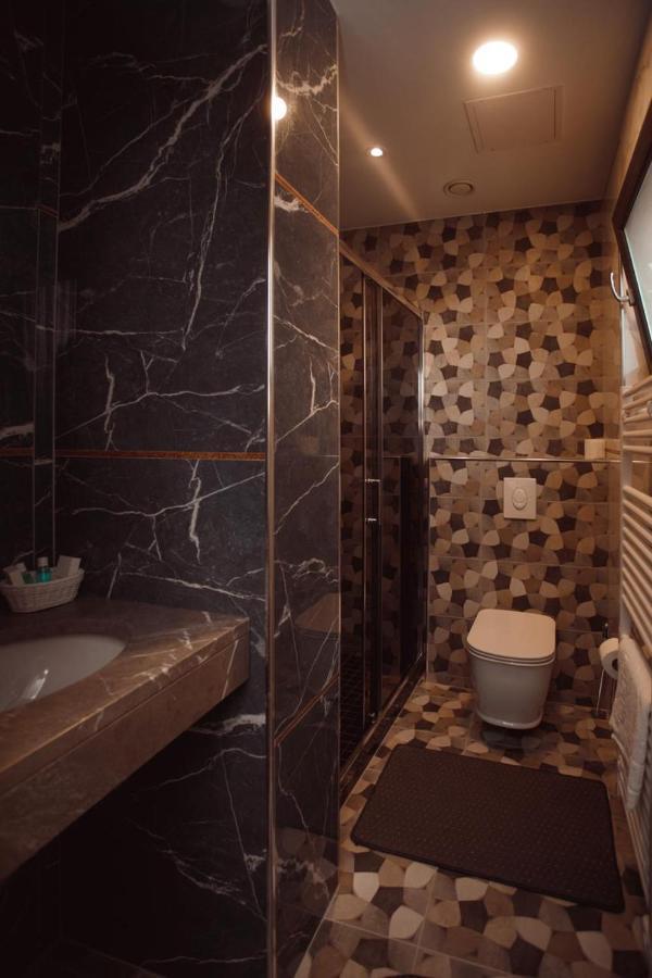 Hotel Chicago ชโคเดอร์ ภายนอก รูปภาพ