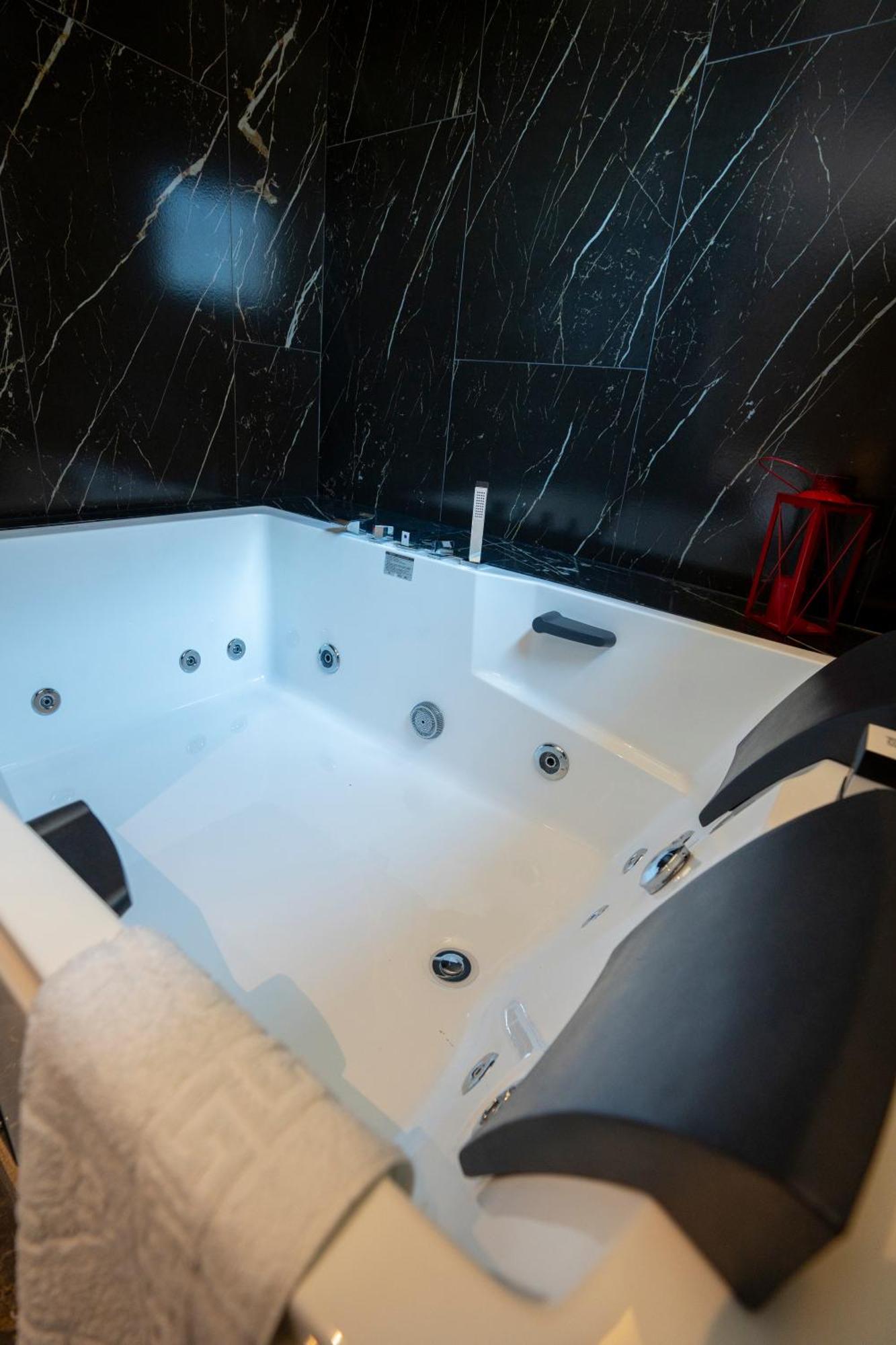 Hotel Chicago ชโคเดอร์ ภายนอก รูปภาพ